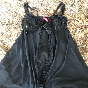 VS very sexy little things 34C chemise